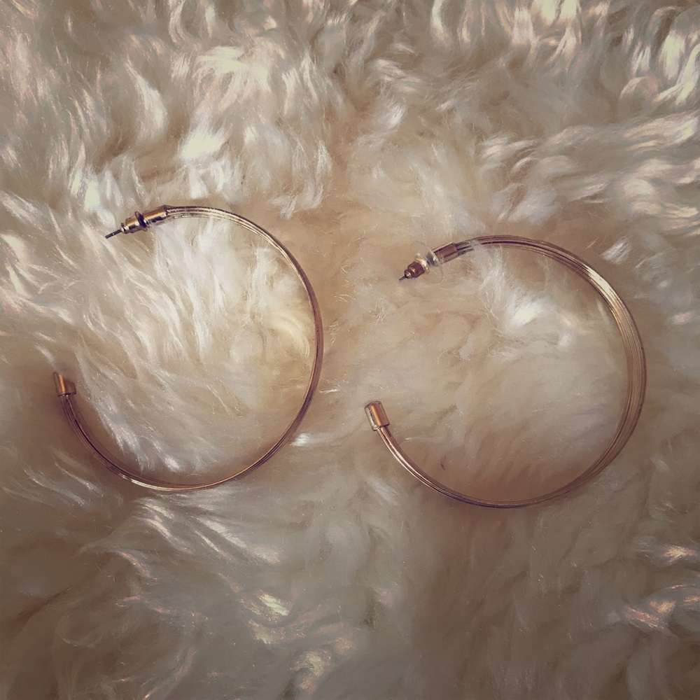 BIG SALE - Moving Overseas